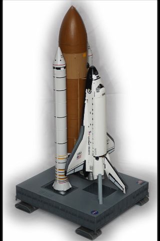 Shuttle-4 Revell 1:144 Scale Shuttle Model