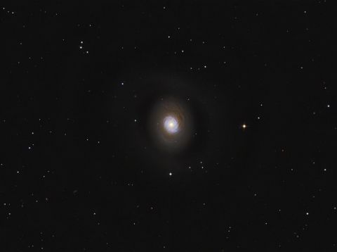 M94 (12x 300s RGB) 1 LHE M94 - Cat's Eye Galaxy (10x 360s Luminance)