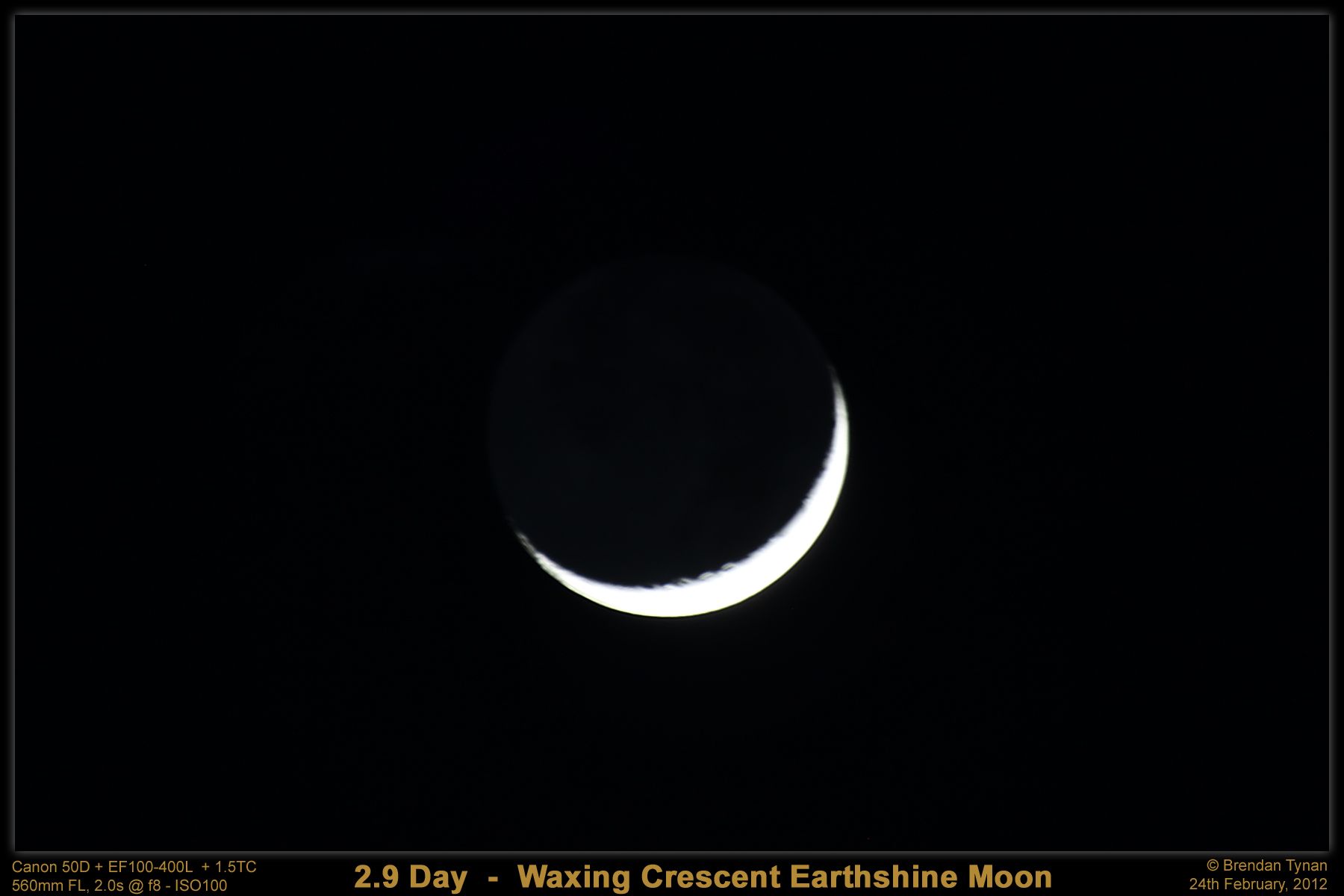 Waxing Earthshine Moon 24-02-2012 Moon
